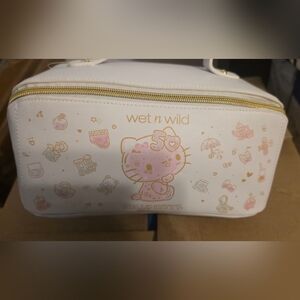 wet n wild x Hello Kitty White and Pink Cosmetic Bag